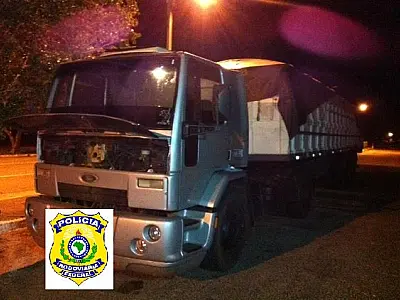 PRF apreende 110,5kg de cocaína escondida em sal industrial