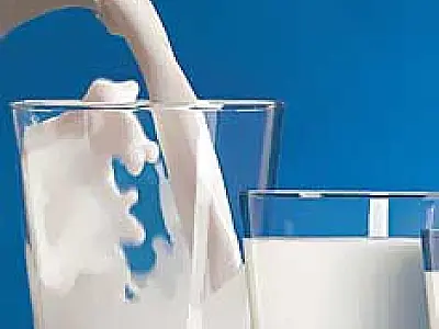 Funai é acusada de distribuir leite vencido em aldeias
