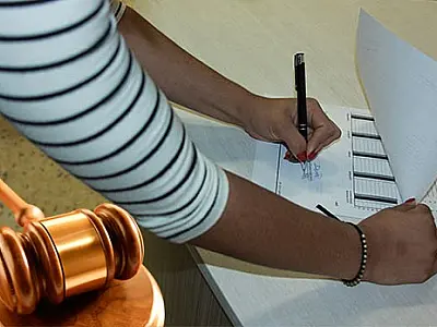 Nomeada em concurso tem direito a posse mesmo com ato anulado