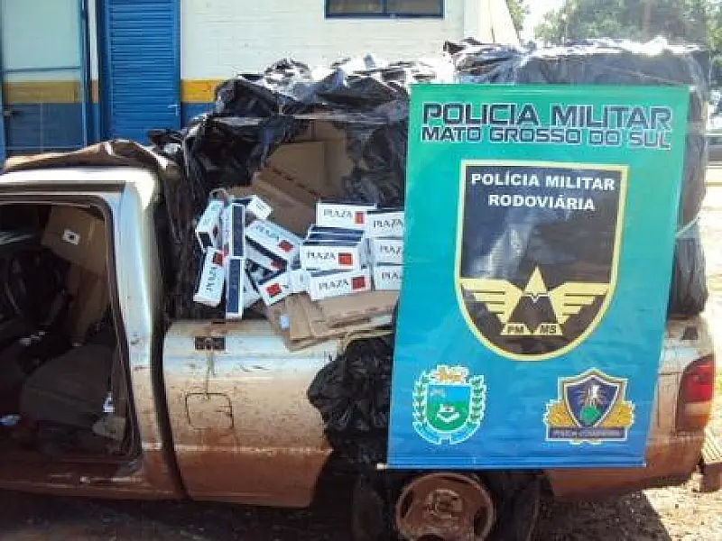PMR apreende camionete com cigarros na MS 379