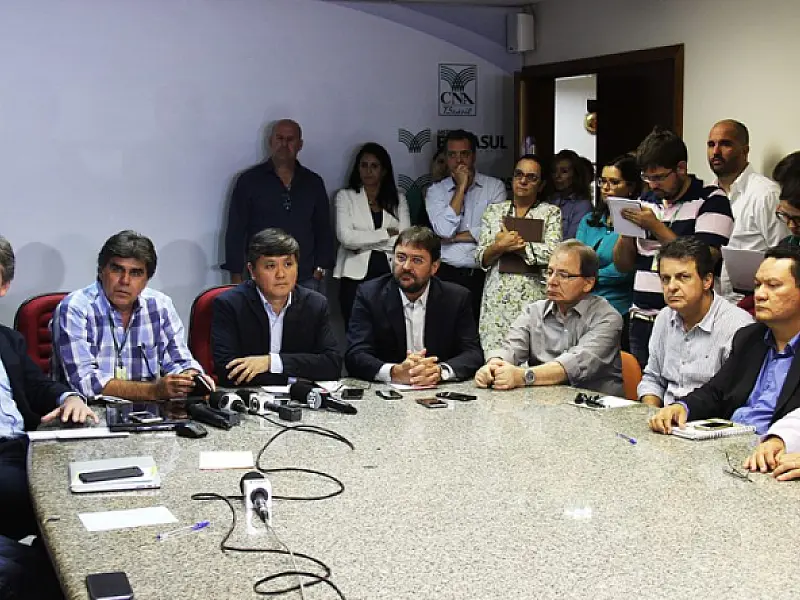 Governo de MS e entidades do setor se reúnem em defesa da carne
