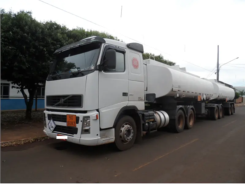 PMA autua transportadora por transporte de combustível irregular