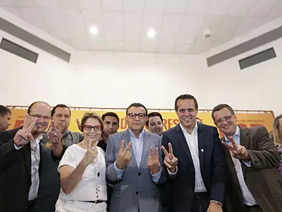 Saída para crise brasileira é processo democrático, afirma deputado Barbosinha