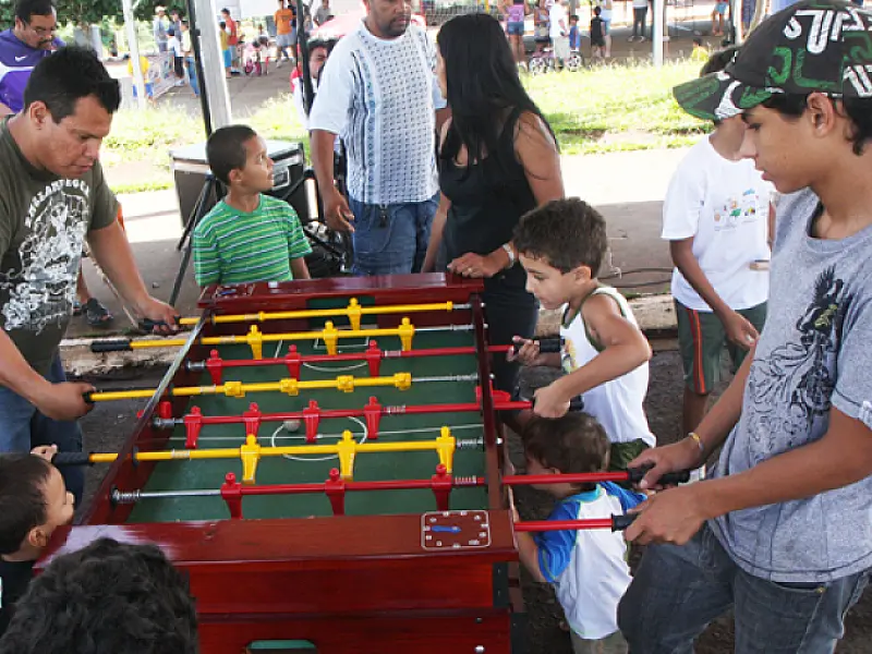 Domingo na Avenida homenageia pais