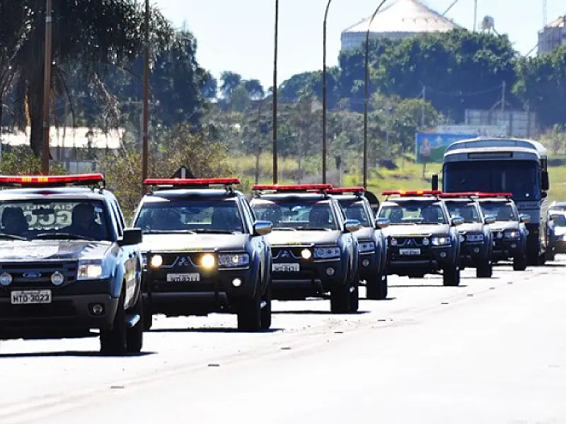 Chegam a Sidrolândia viaturas e ônibus com policiais da Força Nacional