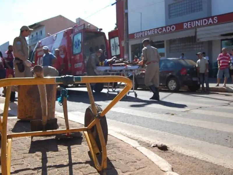 Gari de Nova Andradina é atropelado na faixa de pedestre