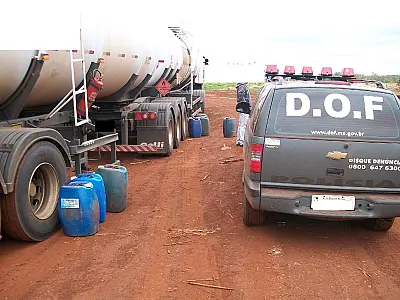 Homem é preso por furto de combustível e corrupção ativa