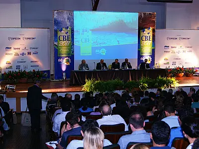 Quase mil pessoas na abertura do Congresso de Economia