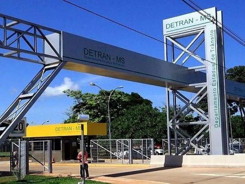 Detran-MS inicia março com leilões de veículos conservados e sucatas aproveitáveis
