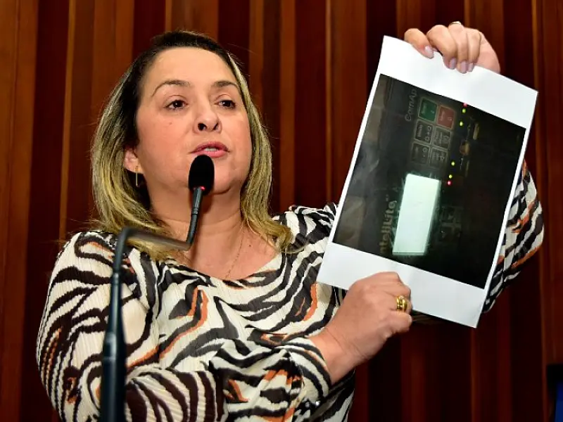Lia Nogueira pede ao TCE relatórios de prestação de contas da Funsaud