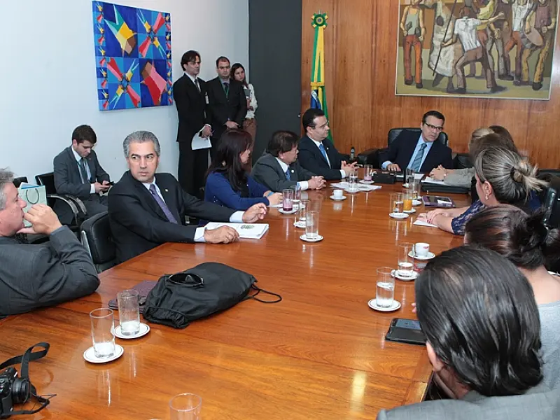 “Mães da Fronteira”: Reinaldo defende segurança para famílias da região fronteiriça