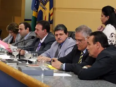Vereadores votam projeto de câmeras de segurança nas escolas da Capital