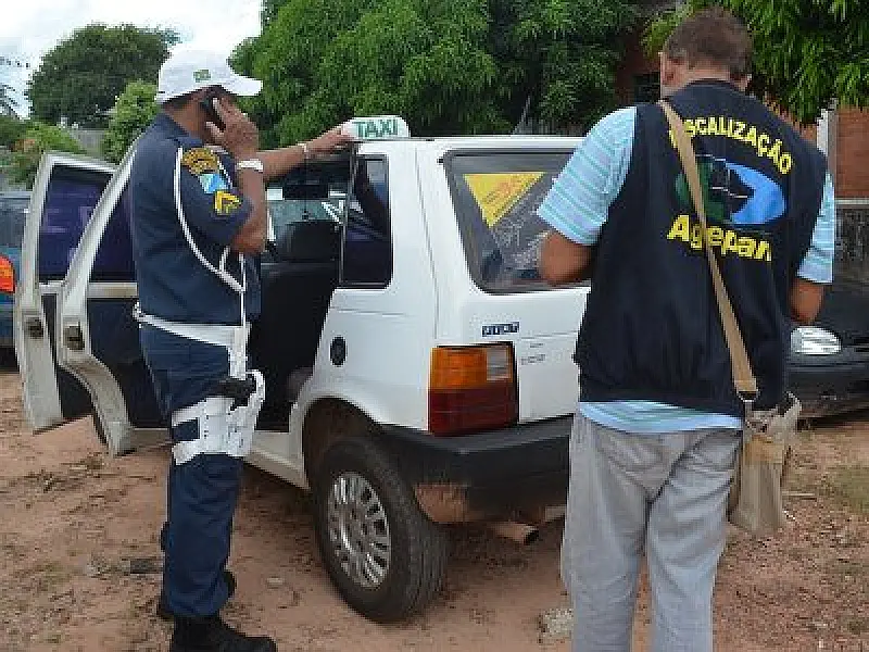Operação entre GTRAN e Agepan, flagra taxista sem licença em Coxim