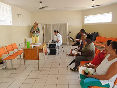 Grupo antitabagismo recebe palestra da assistente social da Funasa no MS