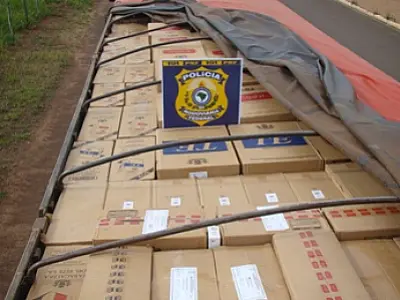 PRF apreende 35 mil pacotes de cigarros contrabandeados
