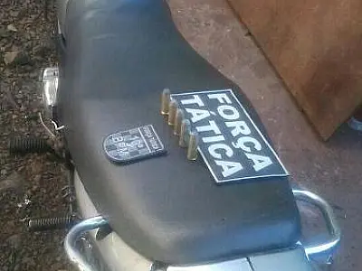 Munições e moto furtada são apreendidas com jovem em Campo Grande