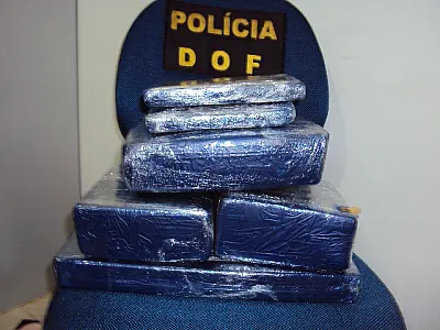 DOF apreende 11,7 kg de maconha em ônibus na MS-295