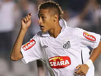 Presidente do Santos admite assédio por Neymar
