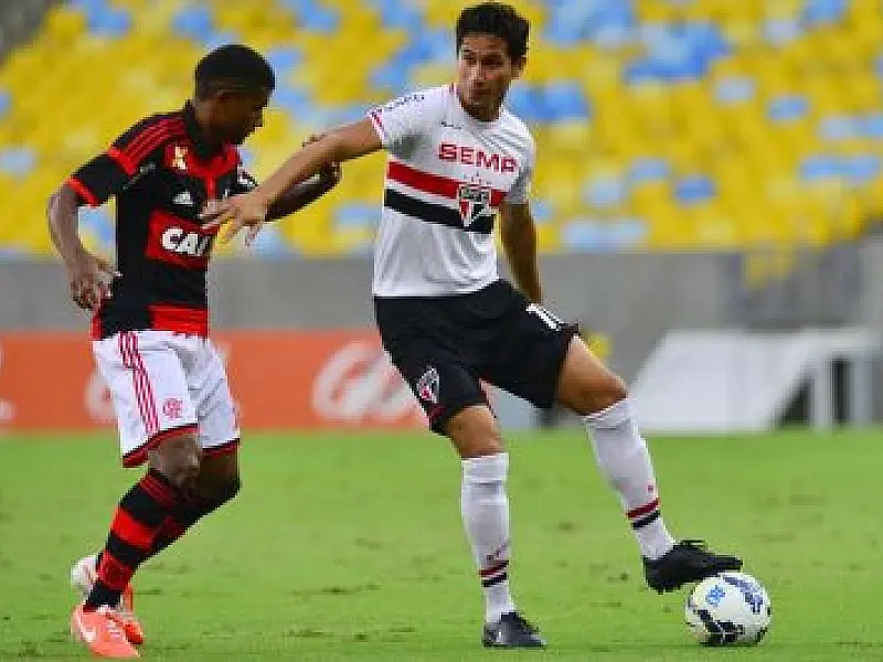 São Paulo vence o Flamengo na estreia de Ney Franco