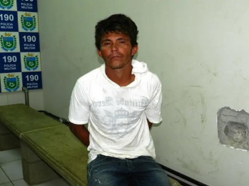 Em dia de fúria homem tenta agredir pai, mãe e sobrinhos