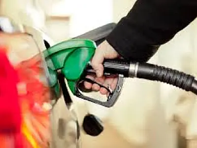 Preço da gasolina pode cair R$ 0,05 nos postos com nova redução
