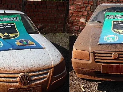 PMR apreende dois carros com cigarros contrabandeados