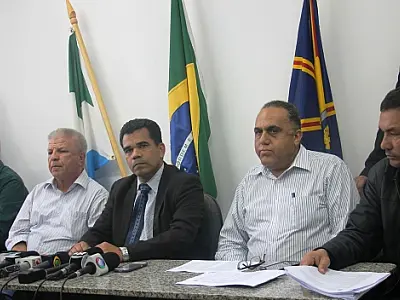 Prefeitura apura danos causados após invasão de Alcides Bernal