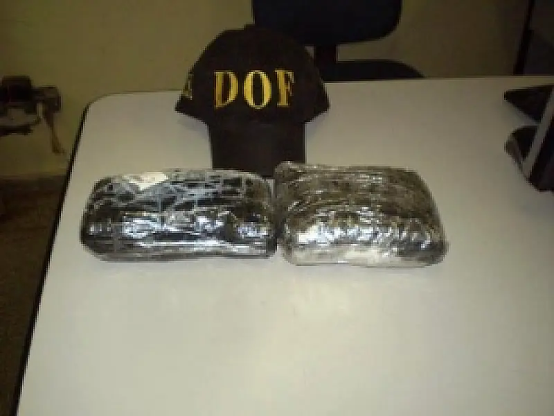 Jovens são presos com mais de 2 kg de “oxi” em ônibus de MS