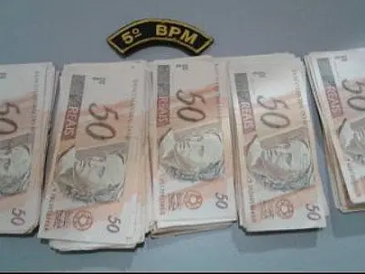Polícia Militar apreende R$ 8 mil em notas falsas em Alcinópolis