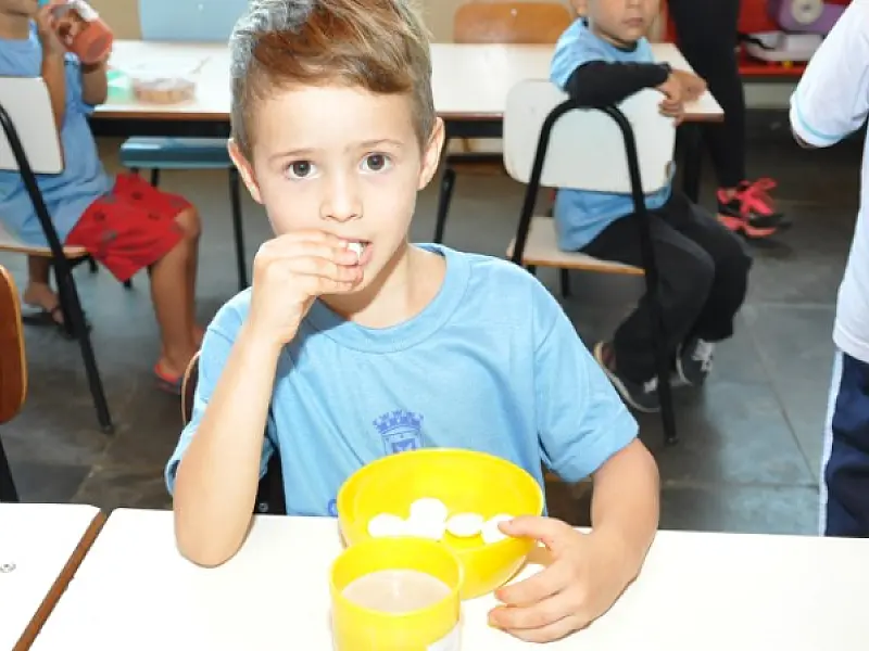 Fórmulas especiais contribuem com inclusão e qualidade de vida de alunos da REME