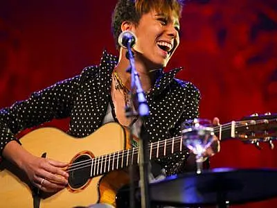 Maria Gadú se apresenta na Capital no próximo sábado