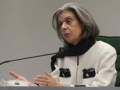 Cármen Lúcia toma posse hoje na presidência do STF