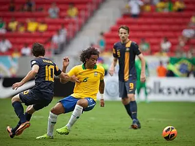 Marcelo se machuca em goleada e é cortado da Seleção Brasileira