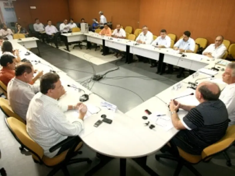 Codecom exige retratação de Bernal