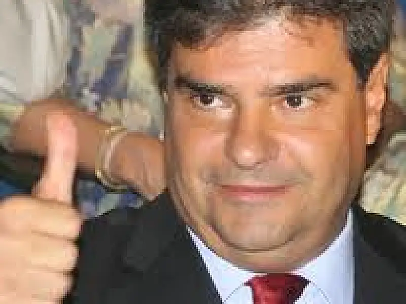 Bernal lança pacote de obras com ações de Nelsinho