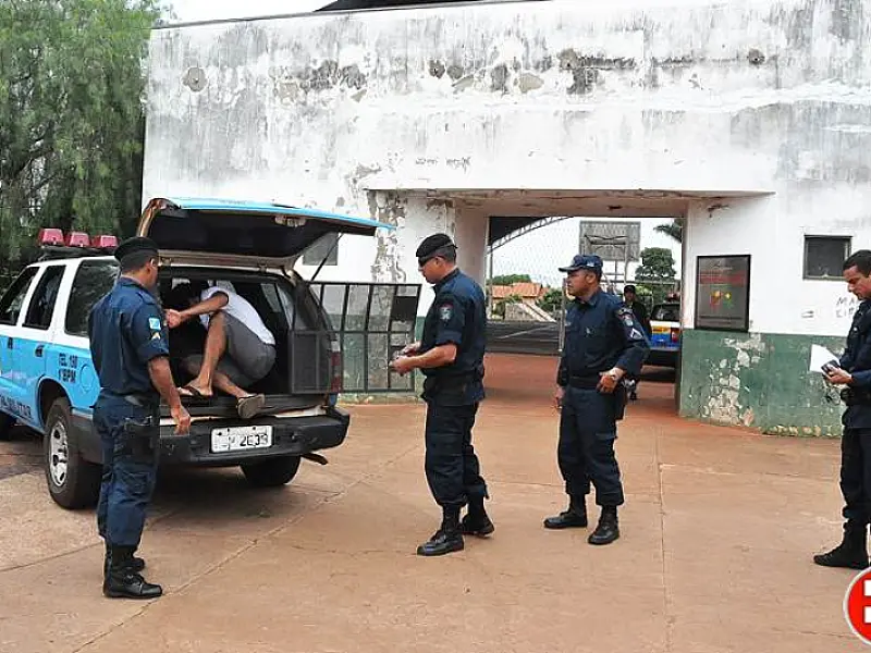 Jovens são detidos consumindo droga em Sidrolândia