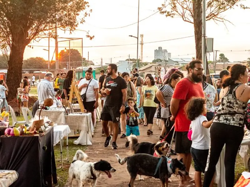 Agendão: chegada de Papai Noel, festival, feiras e shows animam fim de semana prolongado em MS