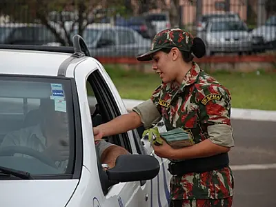PMA realiza distribuição do Manual do Pescador nesta sexta