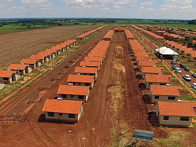 Governo garantiu pavimentação asfáltica e mais de 200 moradias para população vicentinense
