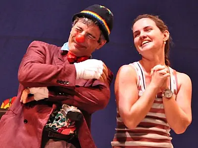 Palhaço Dentinho é a atração na Orla Cultural nesta quinta