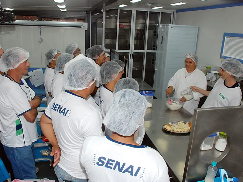 Senai de Três Lagoas oferece 300 vagas em 10 cursos de formação profissional