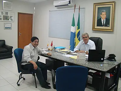 Vereador Shimabukuro se reúne com secretário para tratar de projetos habitacionais na Capital‏
