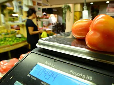 Tomate fica 13,57% mais caro e faz preço da cesta básica subir em Campo Grande