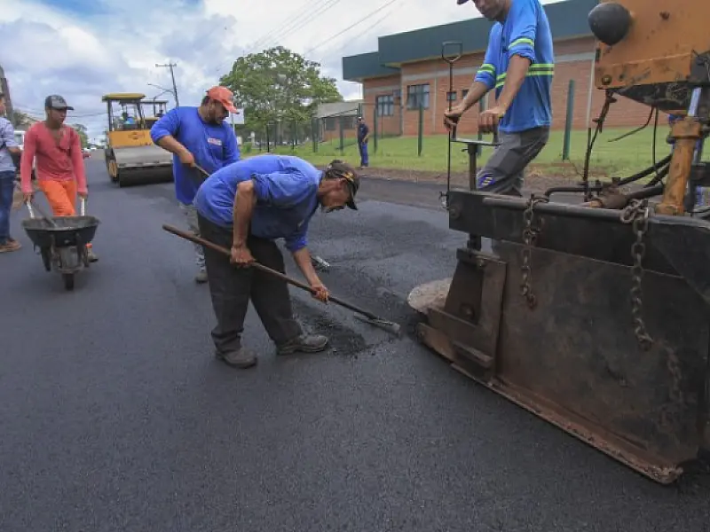 Prefeitura inicia pavimentação do trecho final de novo acesso à universidade