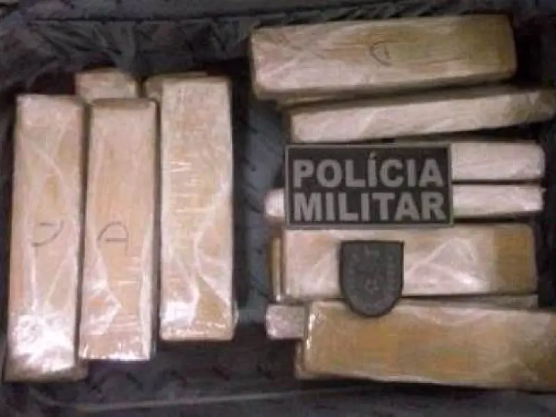 Polícia Militar de Ivinhema prende homem por tráfico de drogas