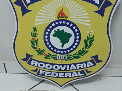 Adolescente é presa pela PRF com crack junto ao corpo