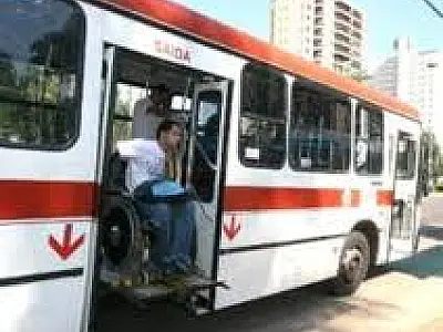 Empresários de três Estados conhecem o sistema de transporte coletivo da Capital