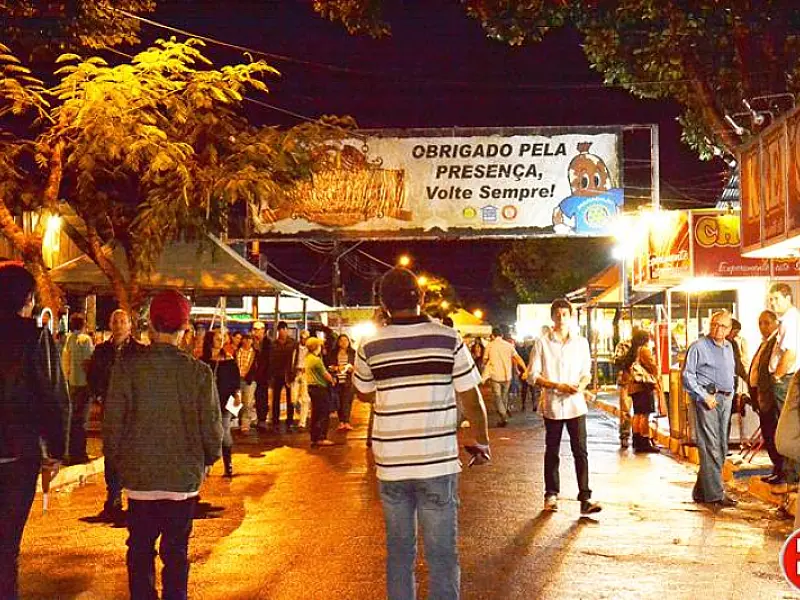 Festa da linguiça começa nesta quinta-feira com shows regionais em Maracaju