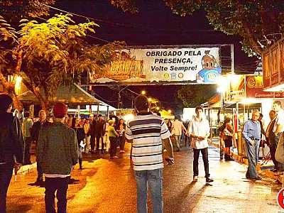 Festa da linguiça começa nesta quinta-feira com shows regionais em Maracaju