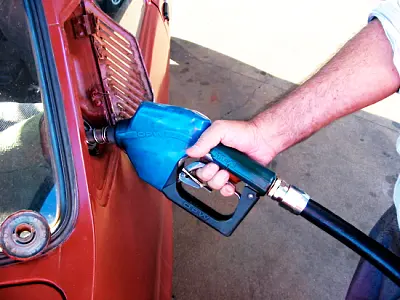 Importação da gasolina aumentará 30%, diz Petrobras